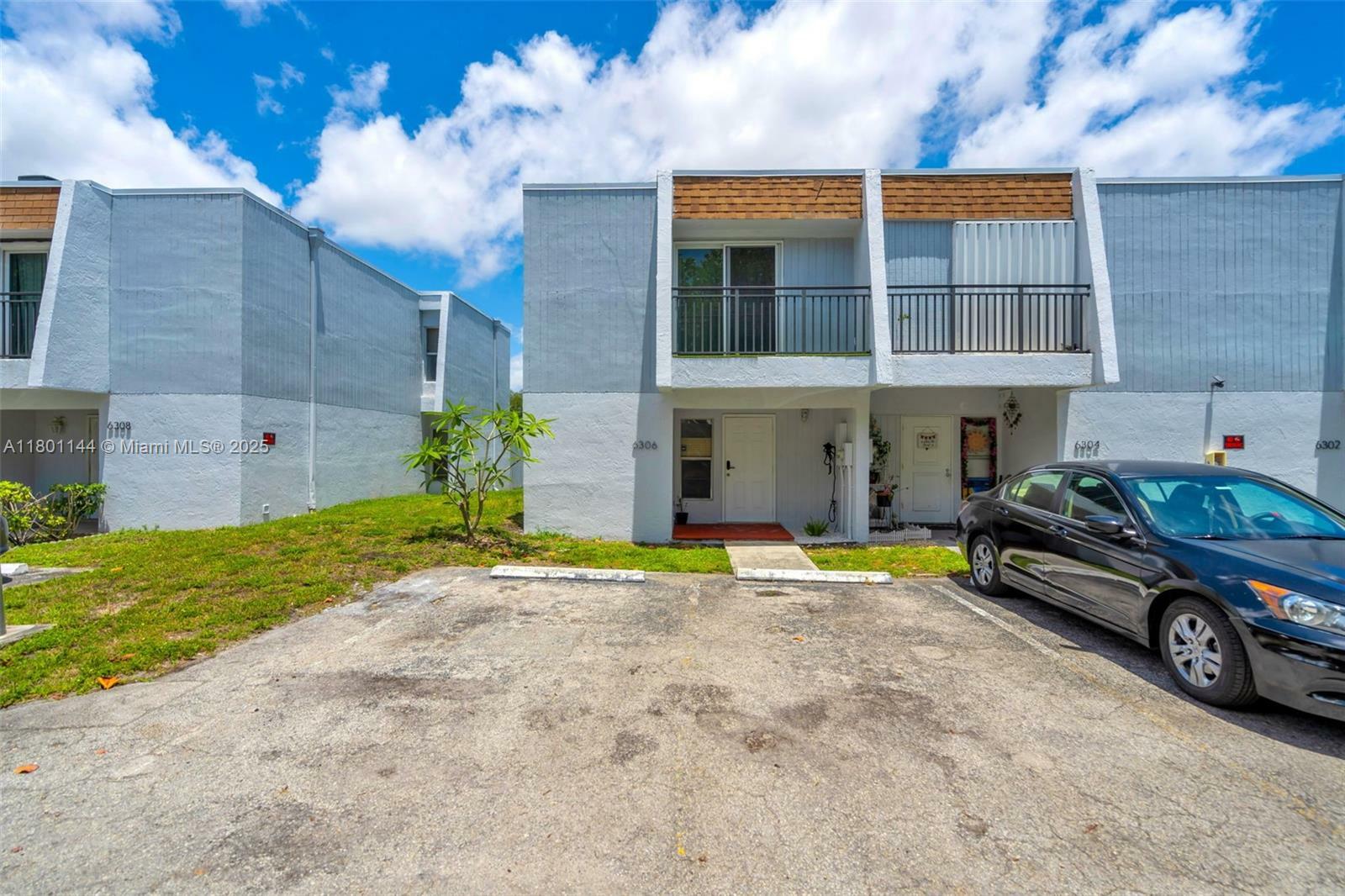 6306 Moseley St 1  Hollywood FL 33024 photo