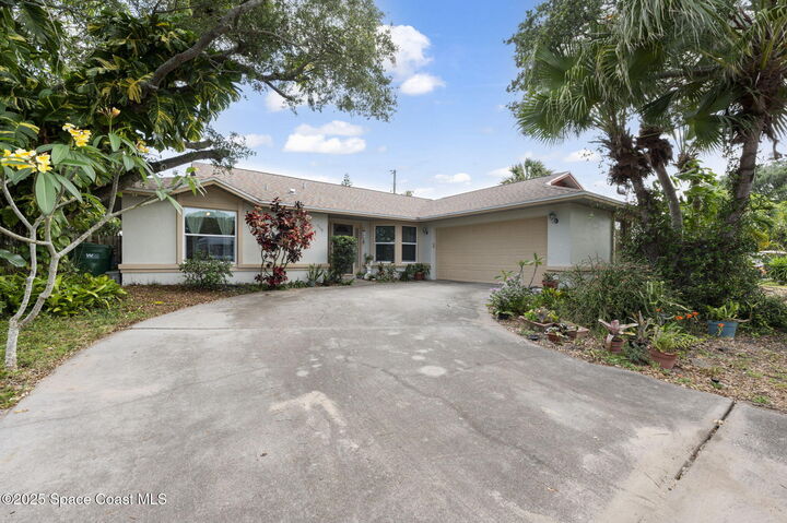 225 Chalet Avenue  Indialantic FL 32903 photo