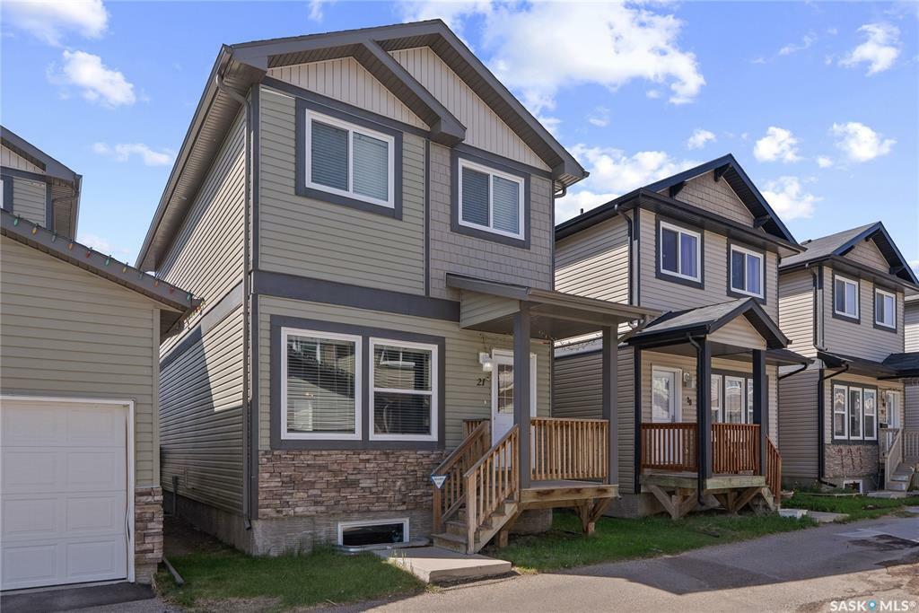 Photo de la propriété: 207 McCallum Way 21 SK S7R 0K6