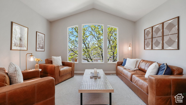 Property Photo: 426 E Brayden Way UT 84020