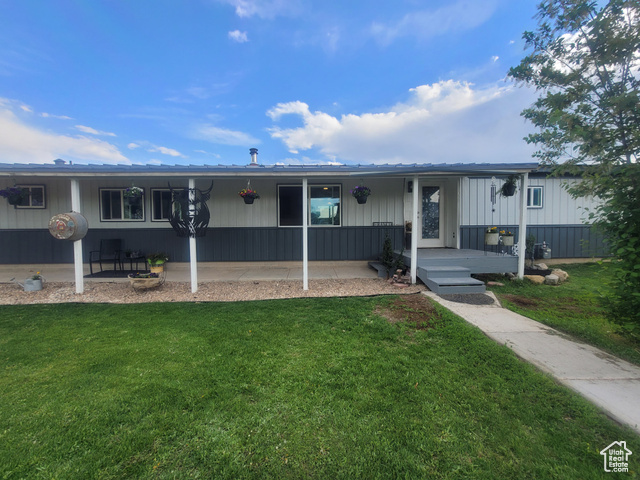 Property Photo: 96 E 100 S UT 84667
