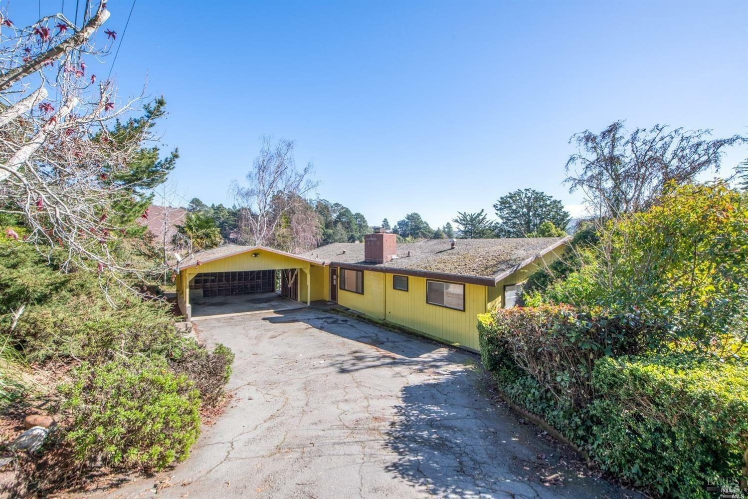 Property Photo: 525 Fairview Avenue CA 94941
