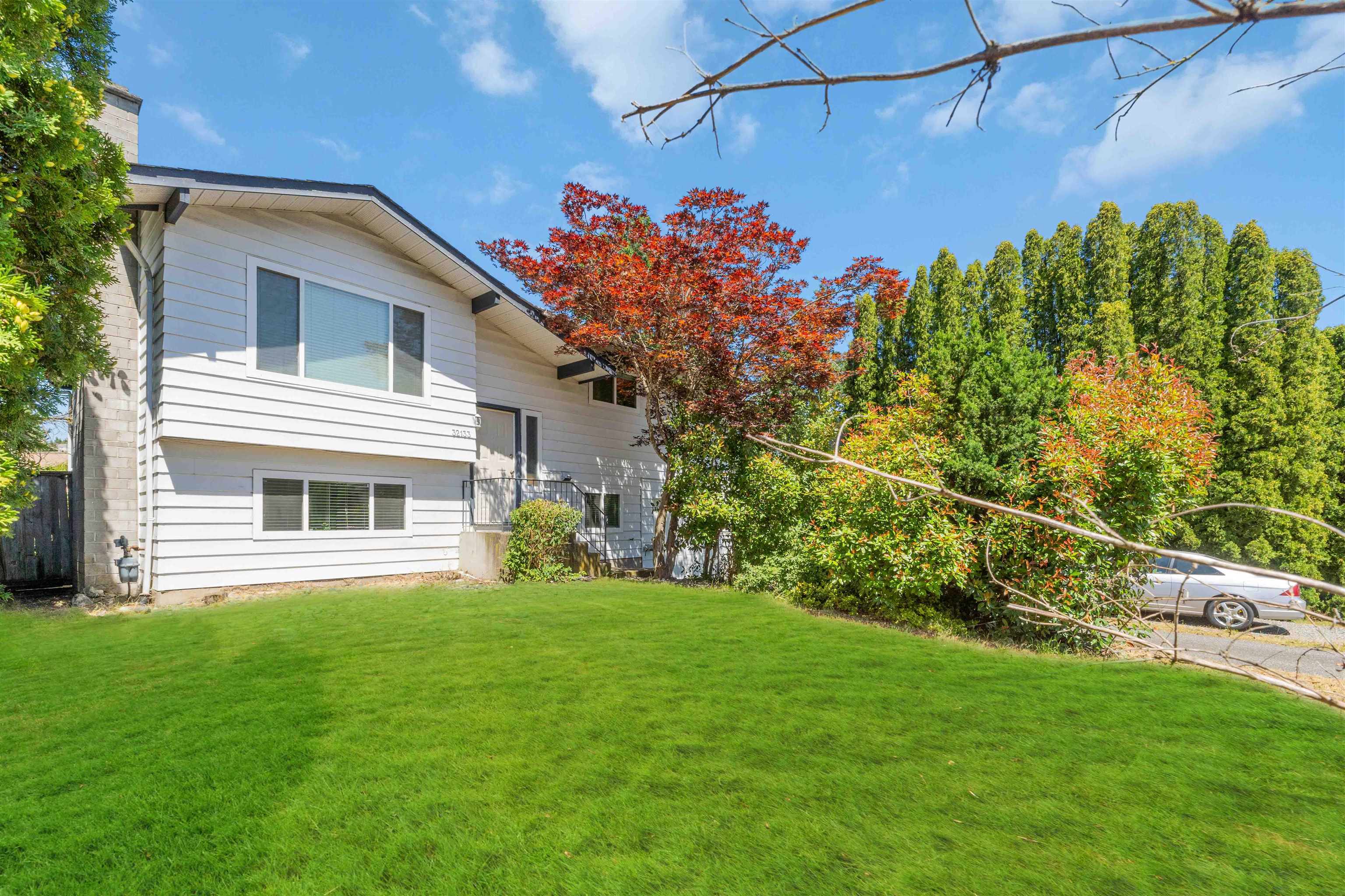 Property Photo: 32133 Mouat Drive BC V2T 4G6