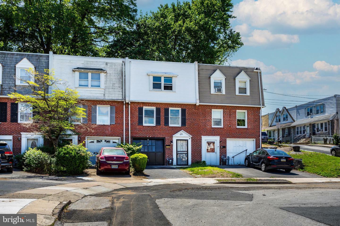 Property Photo:  415 Arlington Avenue  PA 19082 