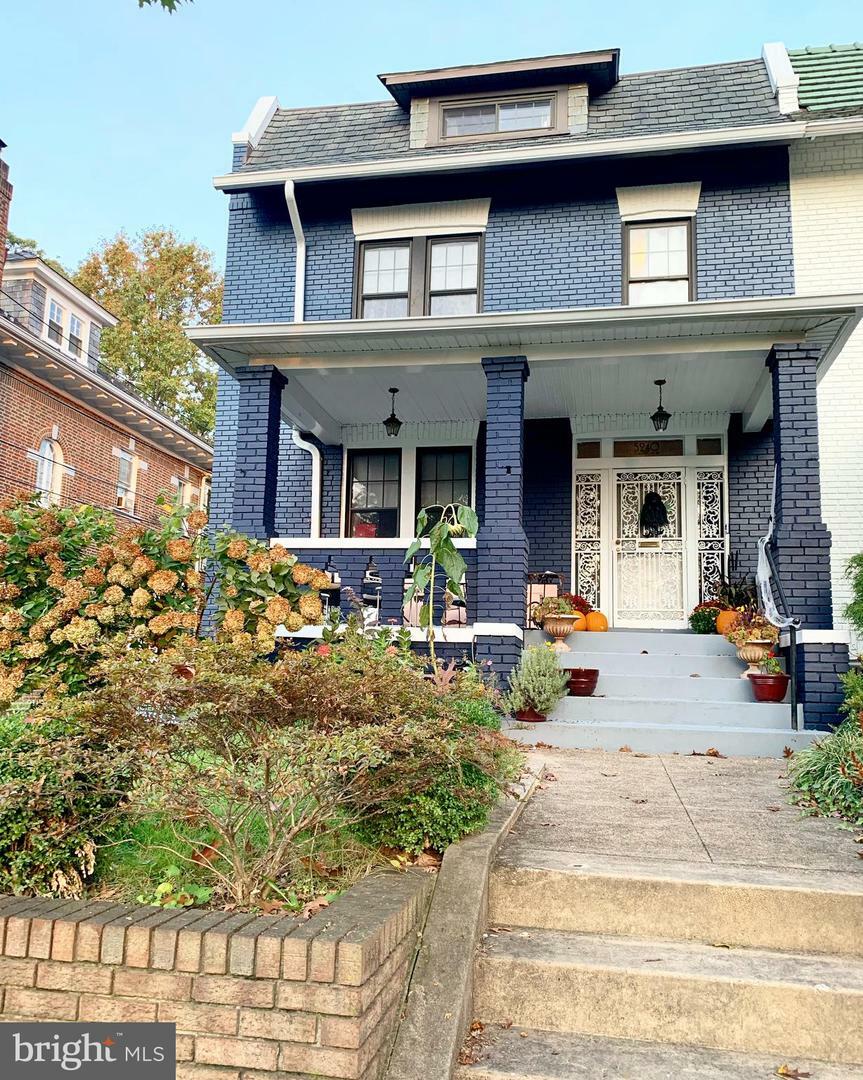 Property Photo: 5240 Colorado Avenue NW DC 20011