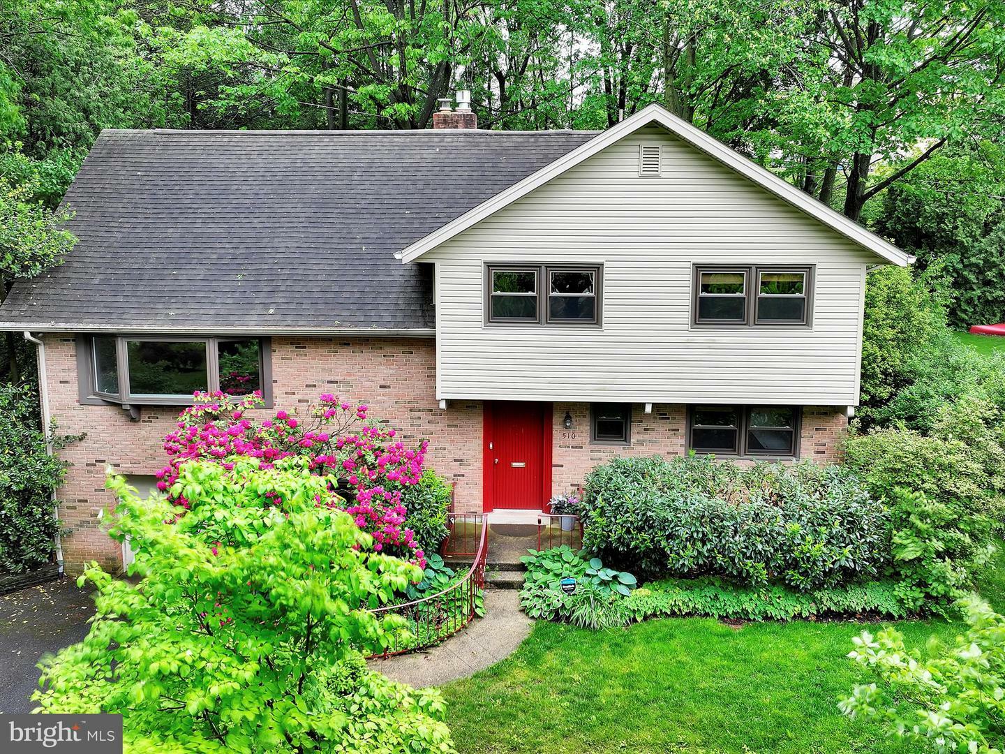 Property Photo: 510 Berks Place PA 19609