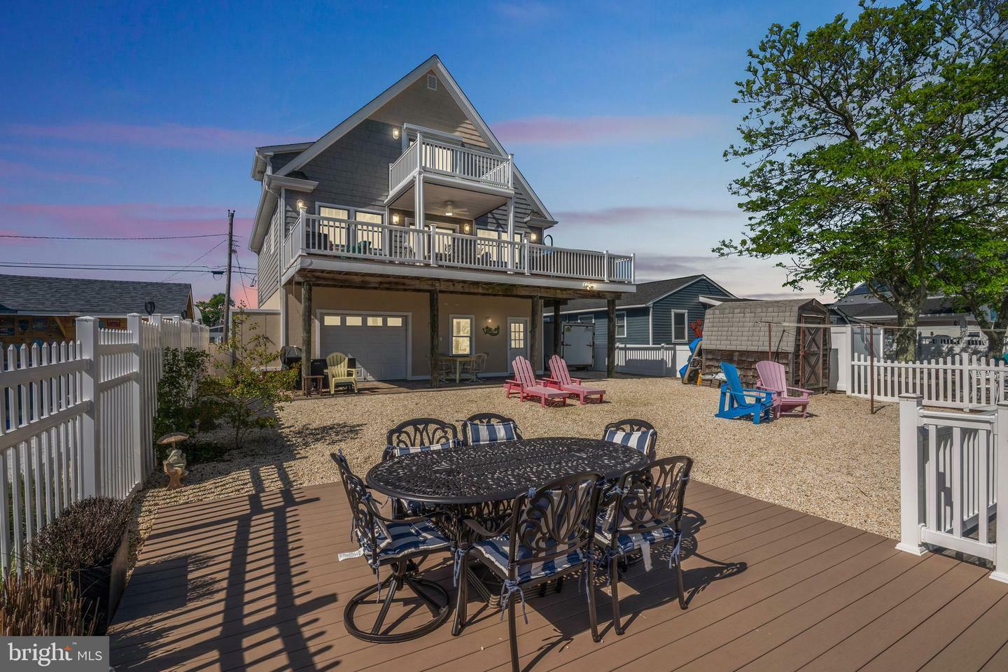Property Photo: 107 E Thames Road NJ 08087