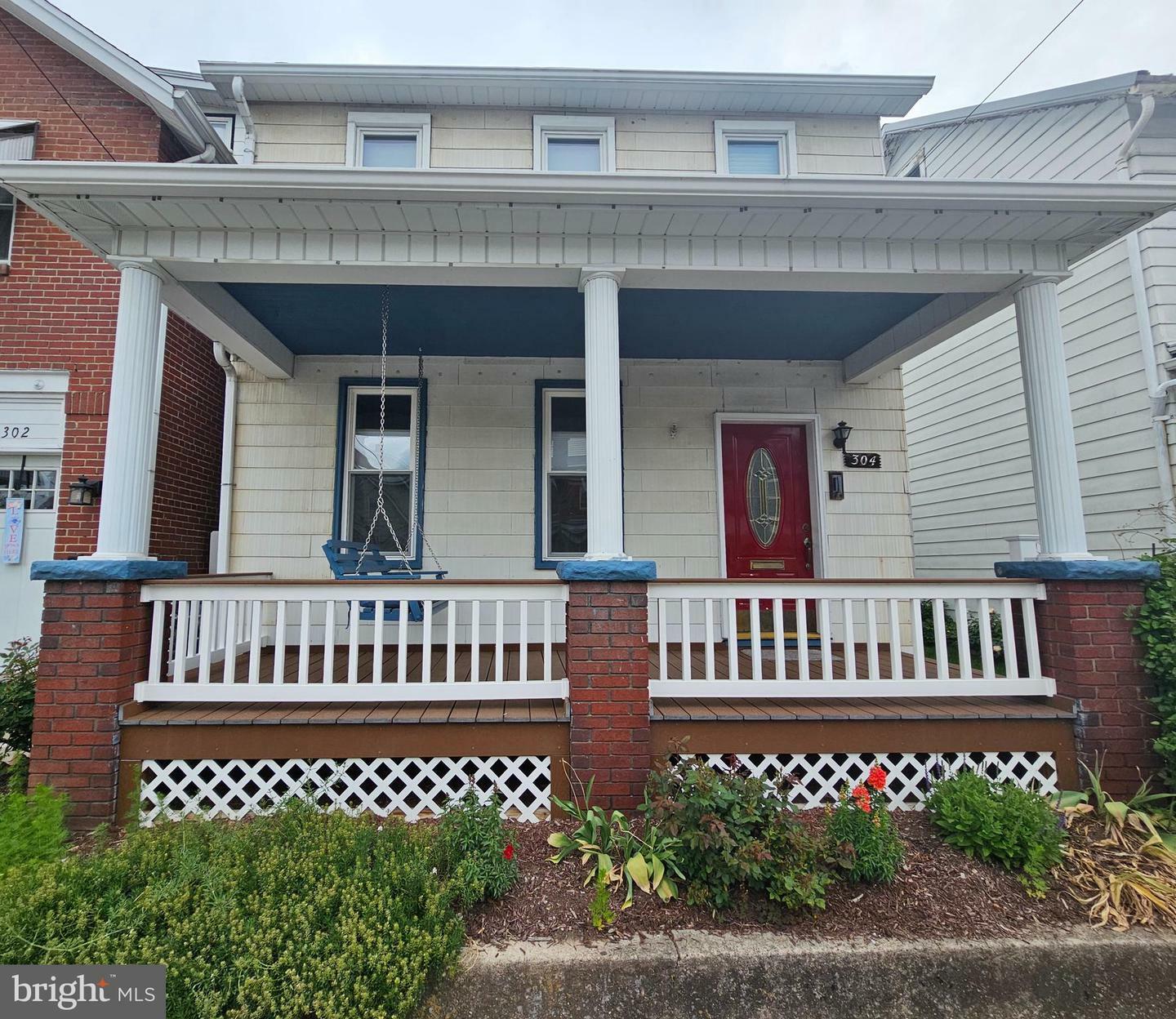 Property Photo: 304 Pulaski Street MD 21502