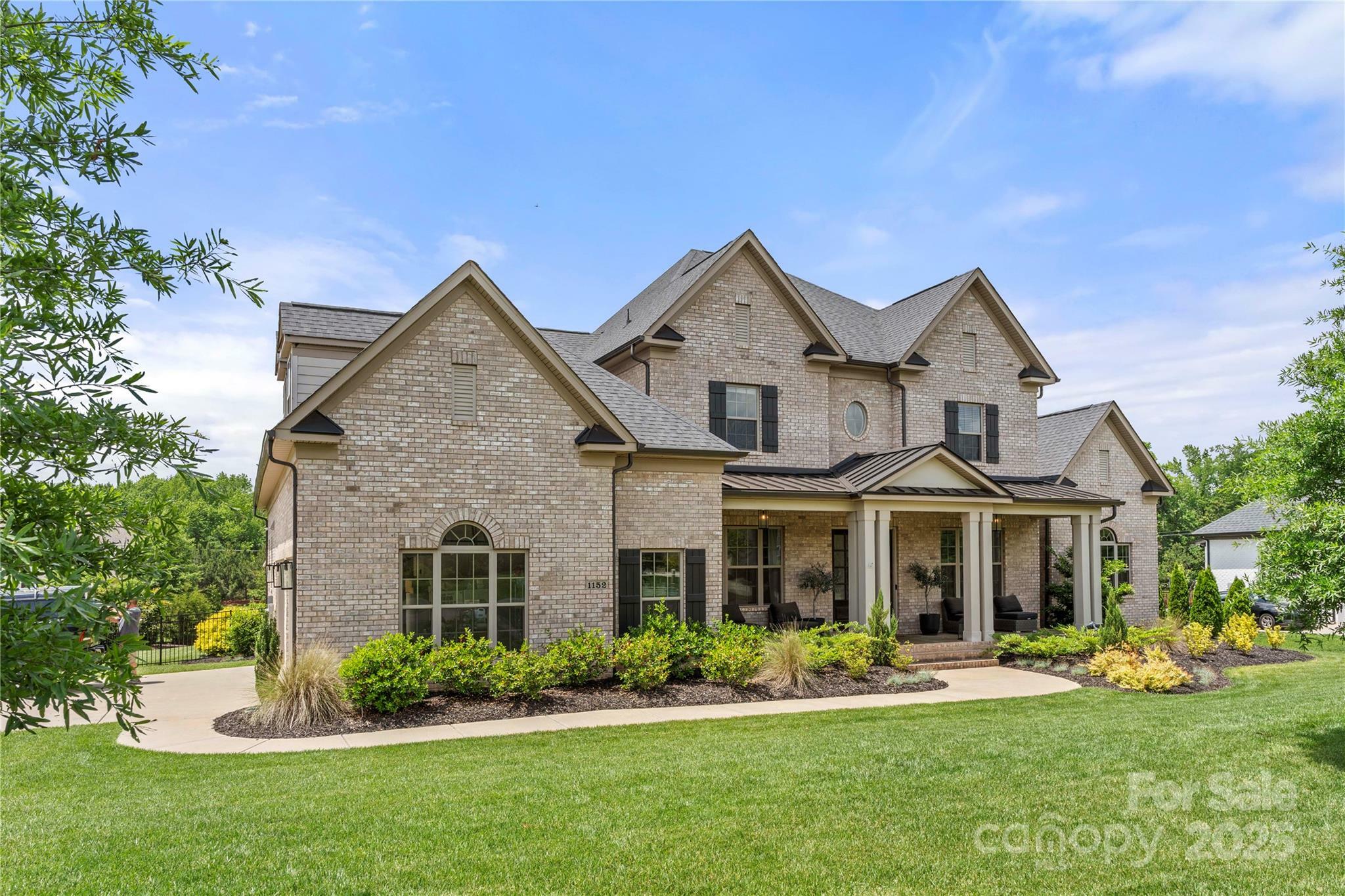 Property Photo: 1152 Grand Oak Drive NC 28173
