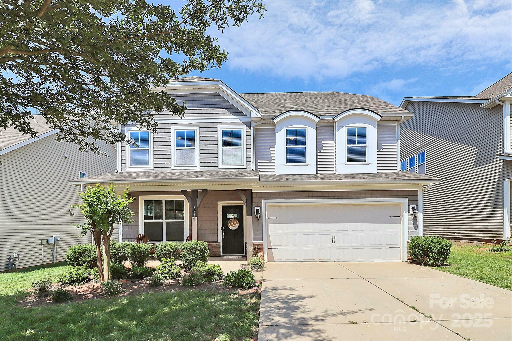 Property Photo: 8916 Inverness Bay Road NC 28278