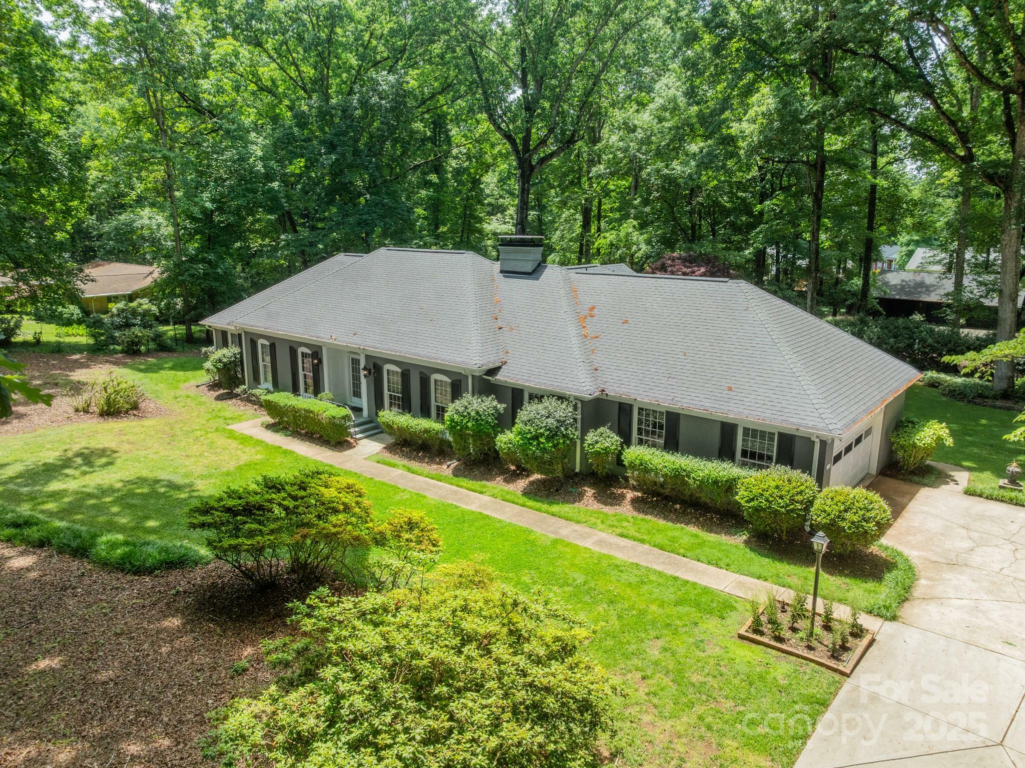 Property Photo: 532 Courtney Lane NC 28105