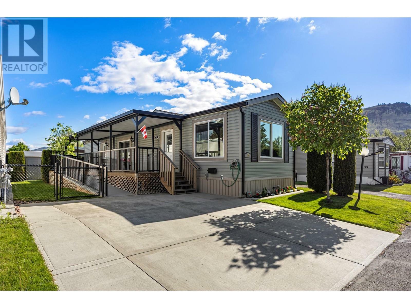 Property Photo: 2400 Oakdale Way 58 BC V2B 6W7