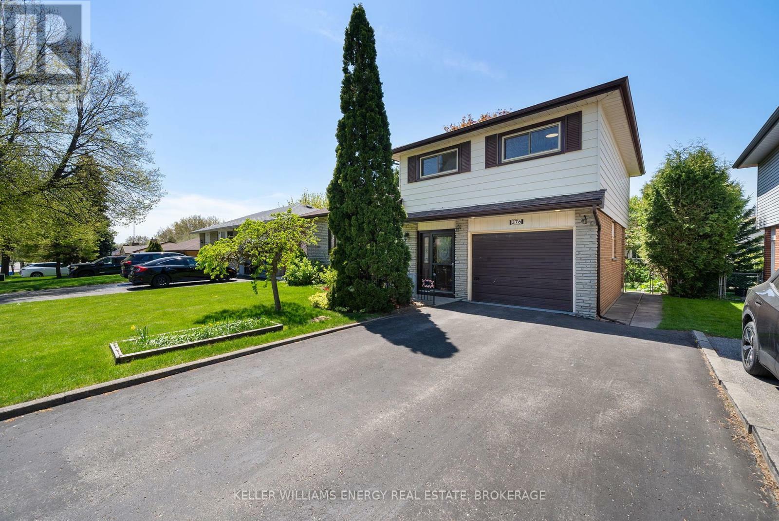 Property Photo: 376 Waverly Street North ON L1J 5W1