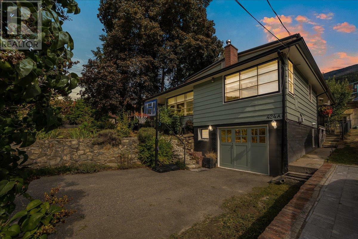 Property Photo: 424 Sixth Street BC V1L 2Y3