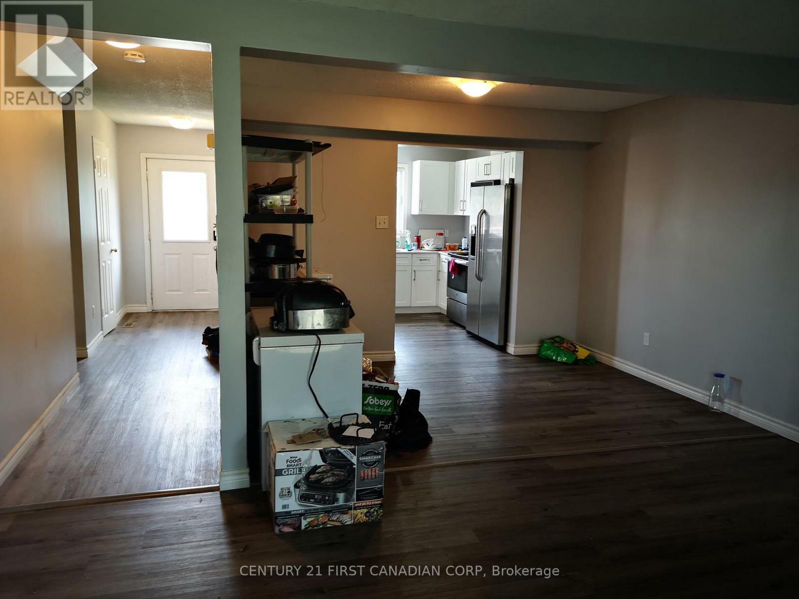 Photo de la propriété: 190 Fleming Drive 21 ON N5V 5B8