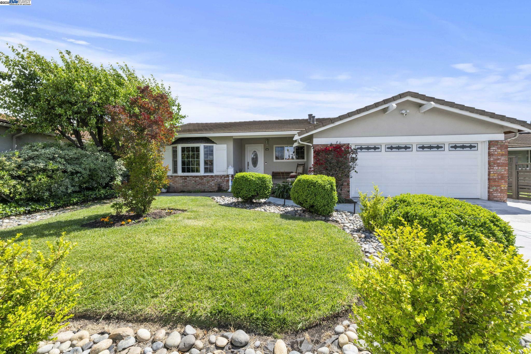 44873 Camellia Dr  Fremont CA 94539 photo