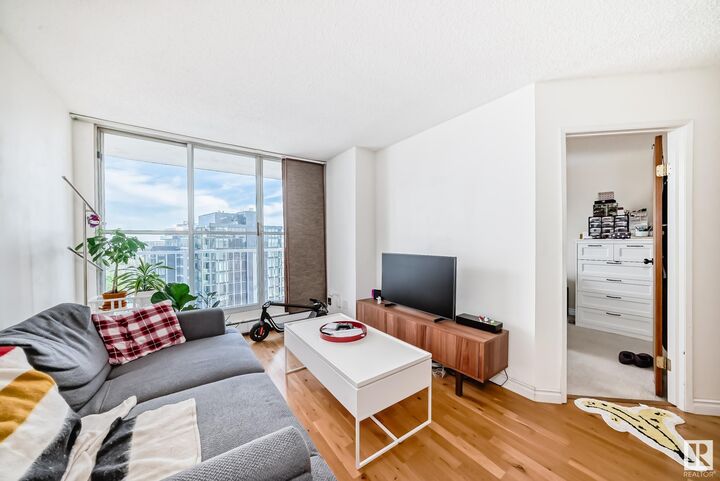 Photo de la propriété: 12141 Jasper Avenue NW 1203 AB T5N 3X8