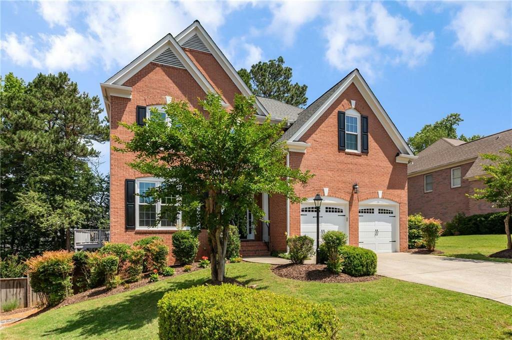 Property Photo: 210 Wentworth Terrace GA 30022