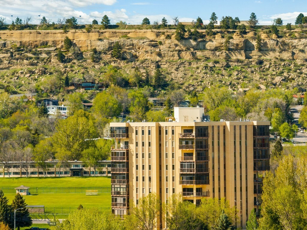 Property Photo: 1400 Poly Drive 7E MT 59102