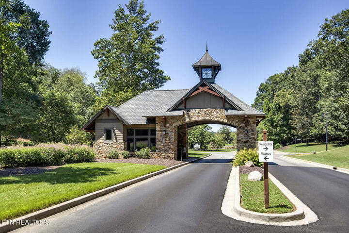 Property Photo: 3235 Chestnut Lane TN 37774