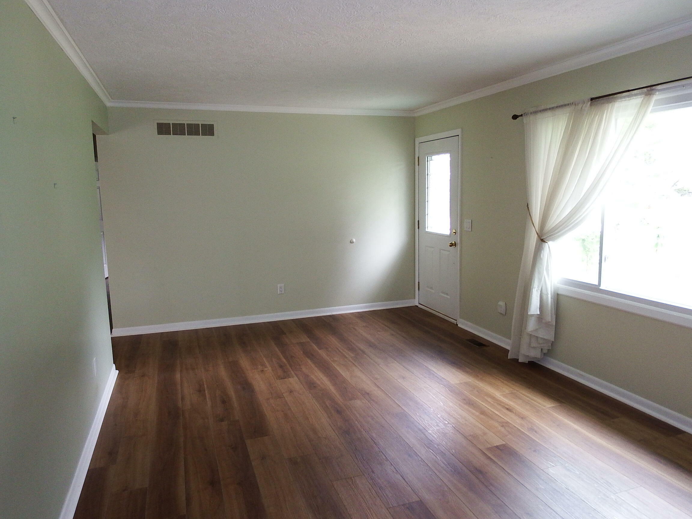 Property Photo: 2672 Wildemere Street MI 49009