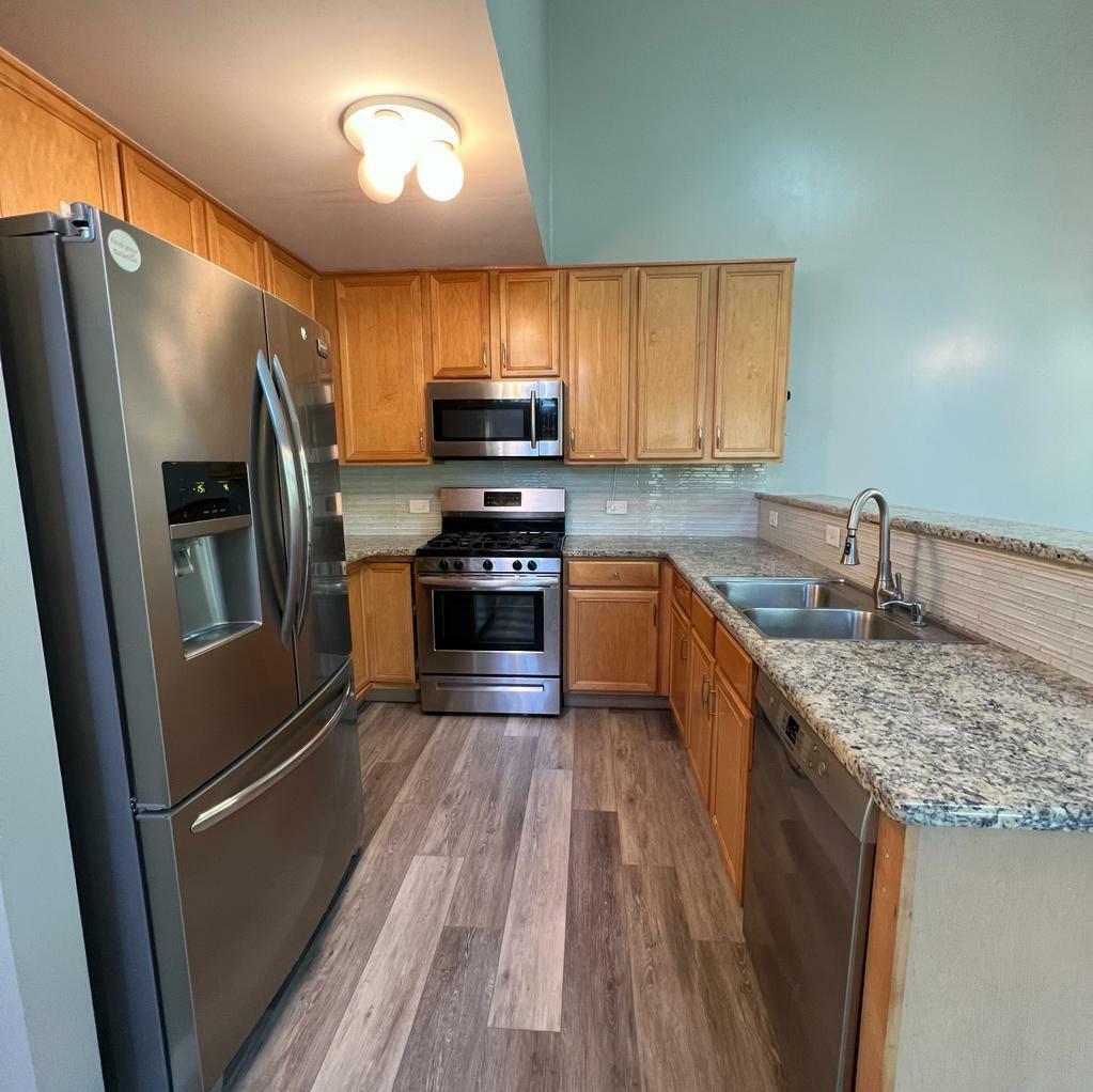 Property Photo: 1169 Shorewood Court IL 60139