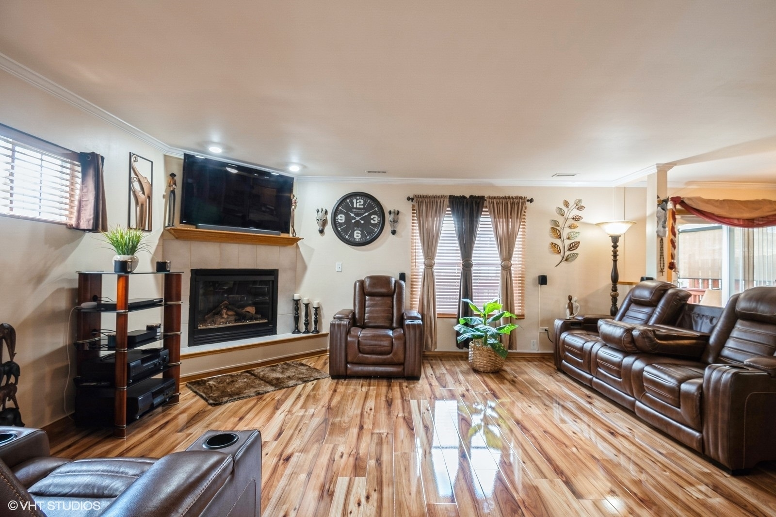 Property Photo: 19820 Terrace Avenue 1 IL 60411