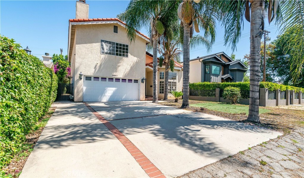 Property Photo: 14807 Otsego Street CA 91403