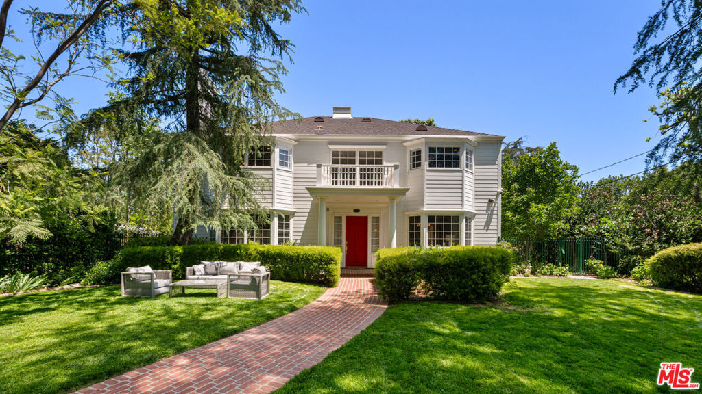 5404 Topeka Drive  Tarzana CA 91356 photo