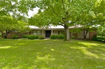 Property Photo: 518 White Rose Lane MO 63132