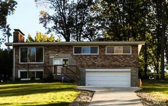 Property Photo: 26 Harneywold Drive MO 63136