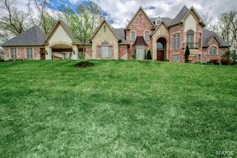 Property Photo: 110 Grand Meridien Forest MO 63005