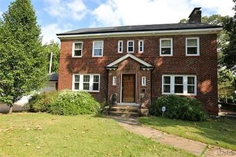 Property Photo: 440 N Hanley Road MO 63130