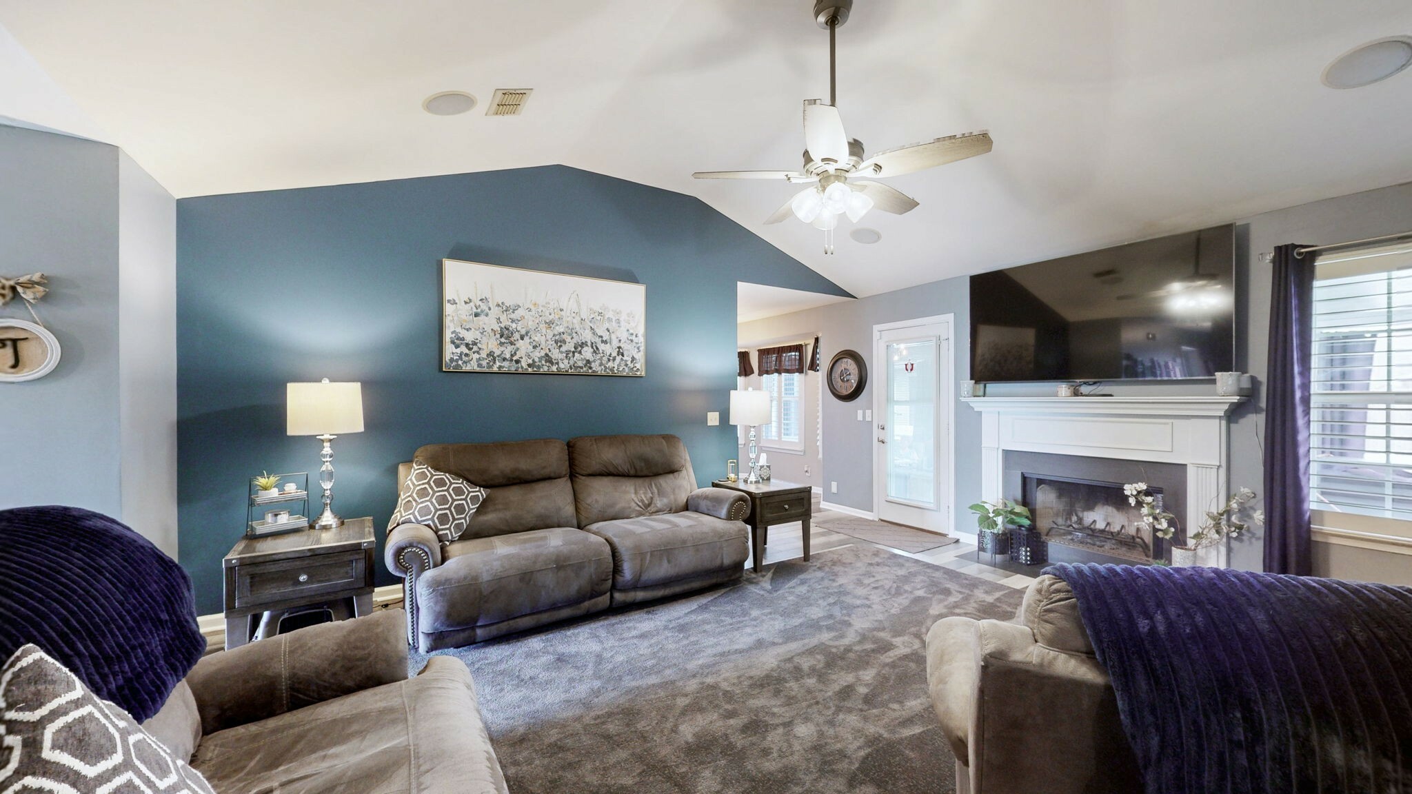 Property Photo:  2111 Saint Andrews Dr  TN 37128 