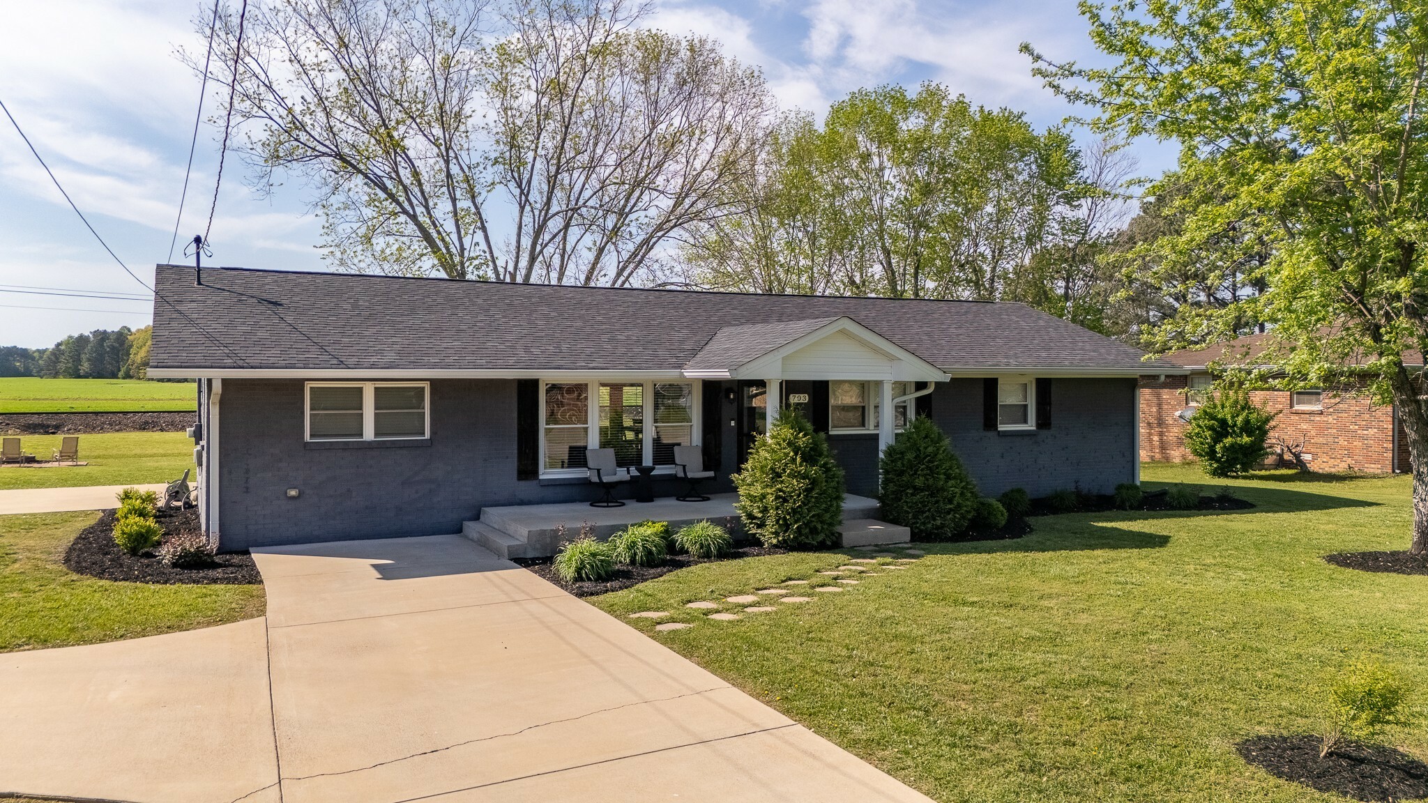 Property Photo: 703 Brenda Ave TN 38469