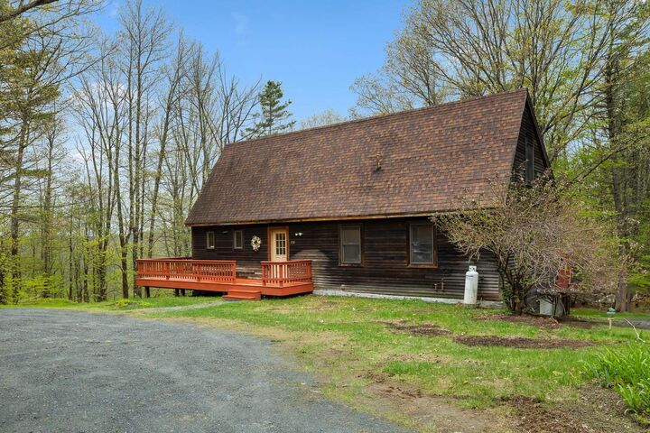 Property Photo:  1118 Wildlife Road  VT 05001 
