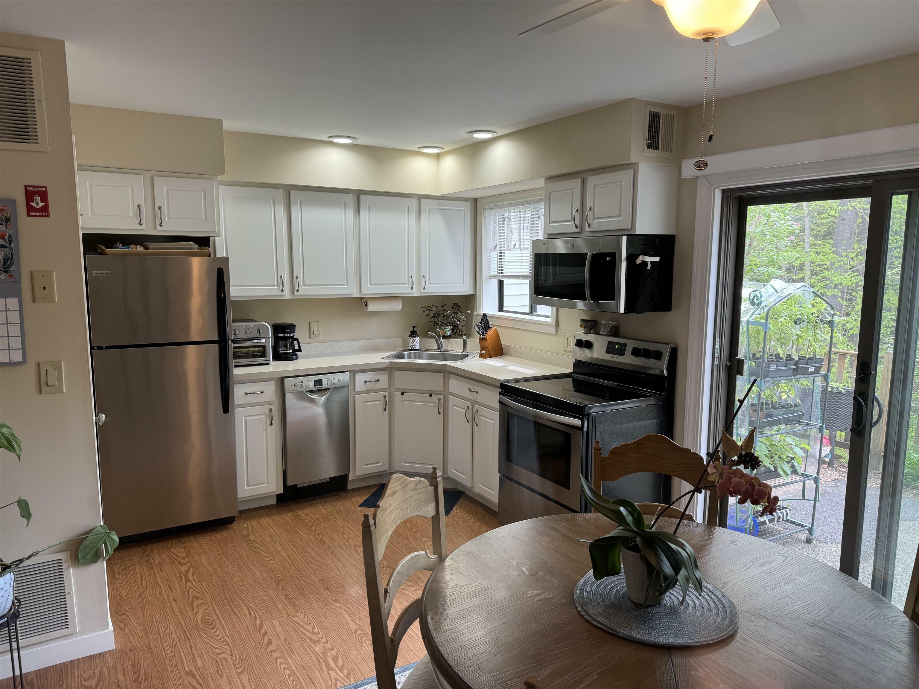 Property Photo: 133 Colonial Drive VT 05001