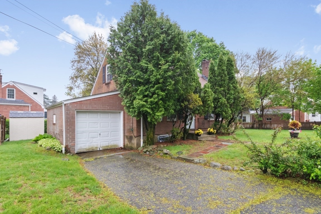 Property Photo: 137 Russell Rd MA 02465