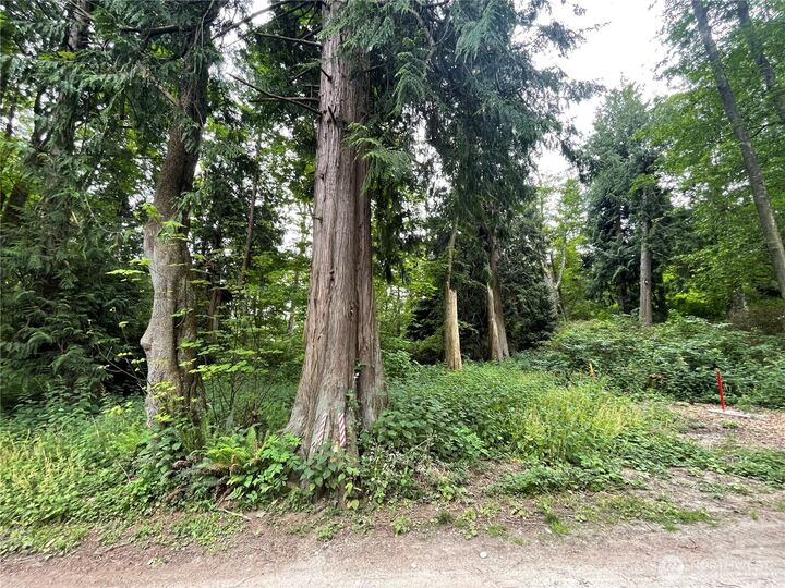 Property Photo: 52 F Saratoga Drive WA 98206