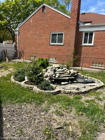 Property Photo: 14669 Burns Street MI 48195