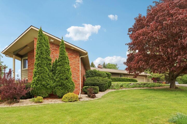 6238 Knollwood Drive  Oregon WI 53575 photo