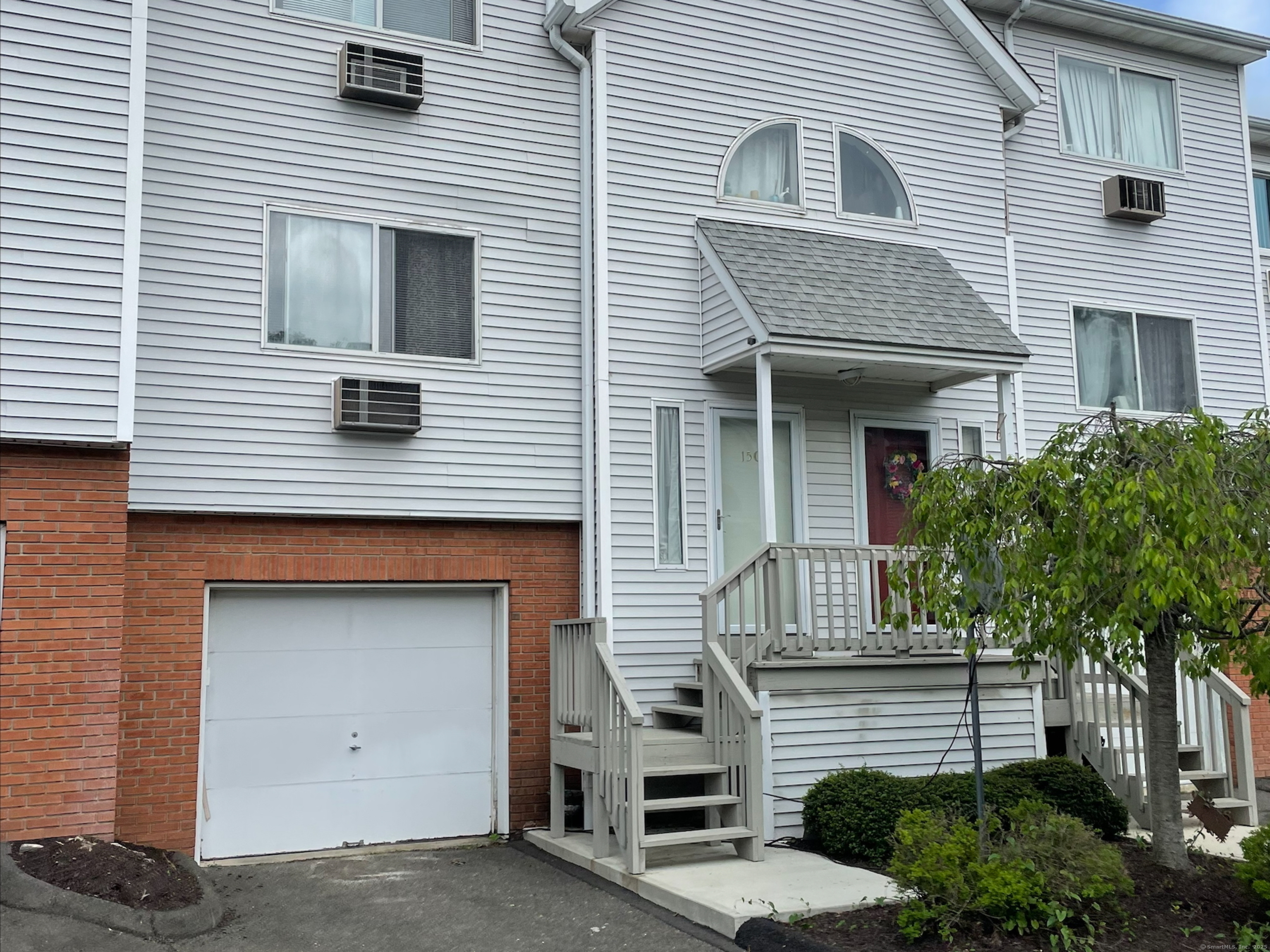 Property Photo: 925 Oronoke Road 15C CT 06708