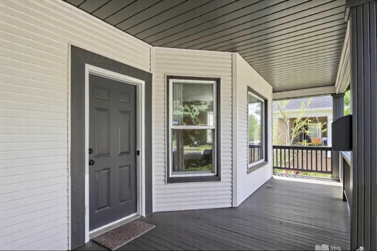 Property Photo: 2023 W Sharp Ave WA 99201