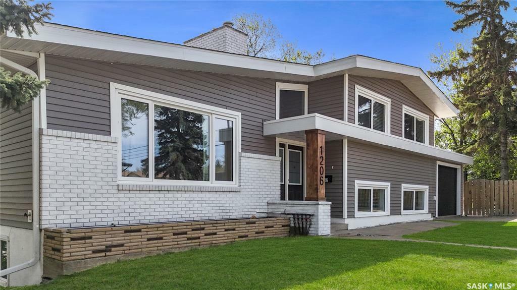 1206 Irwin Drive  Swift Current SK S9H 1Z7 photo