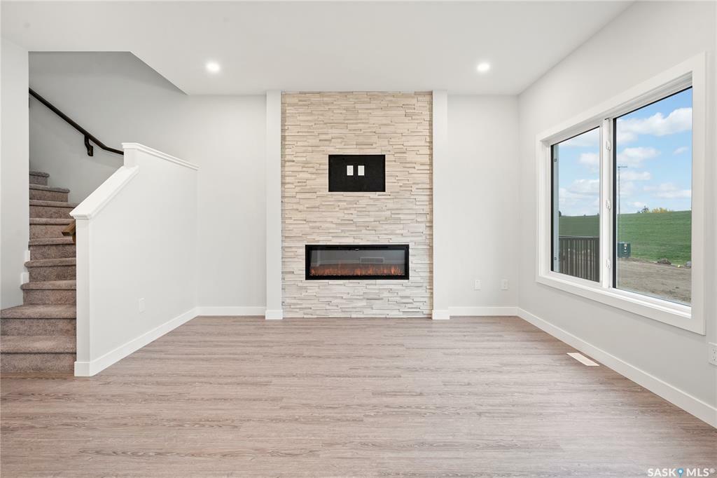Property Photo: 462 Doran Crescent SK S7V 1W2