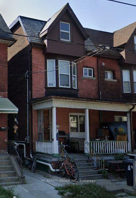 Property Photo: 562 Bathurst Street ON M5S 2P9