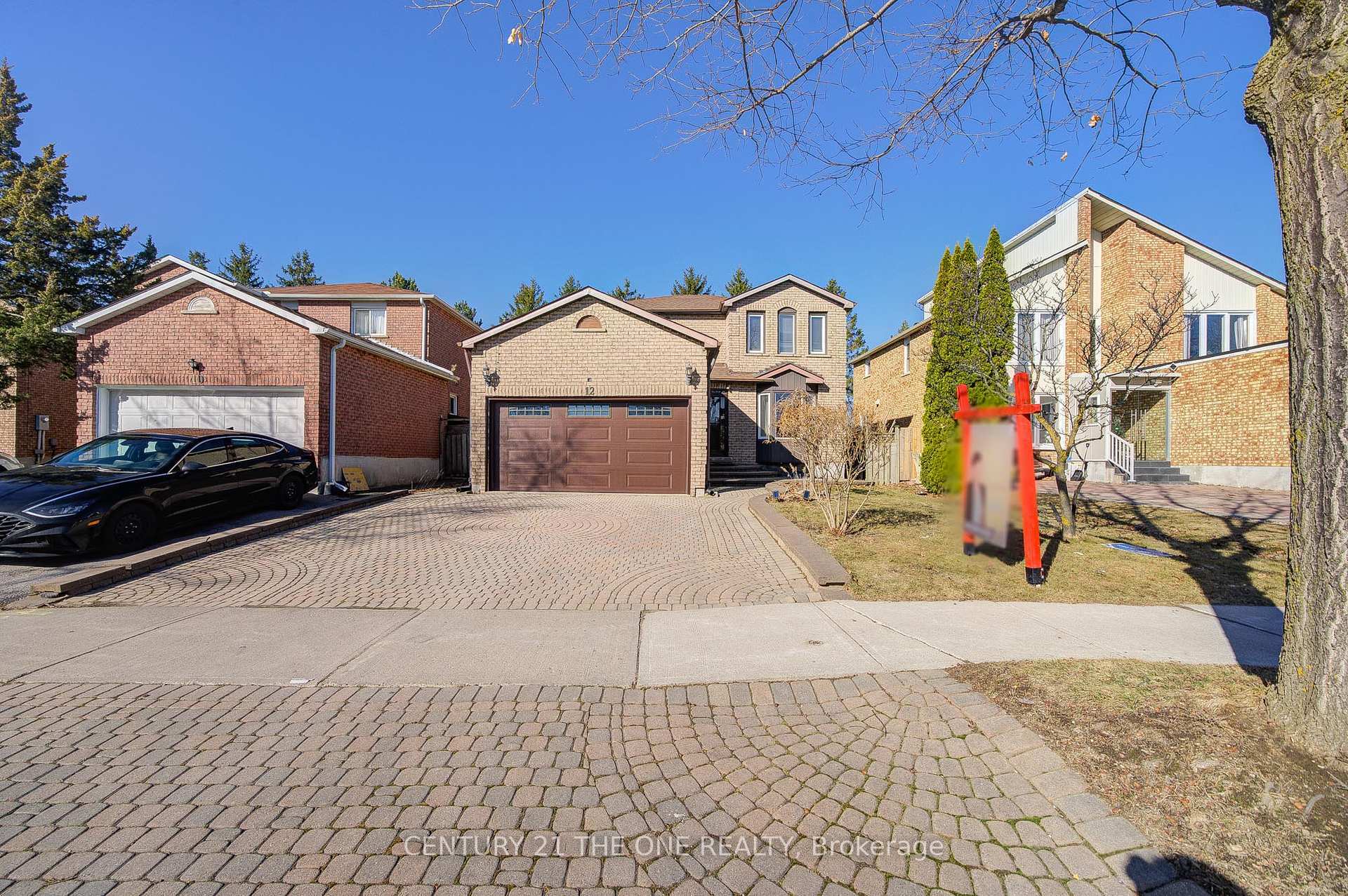 Property Photo: 12 Featherstone Avenue ON L3S 2E5