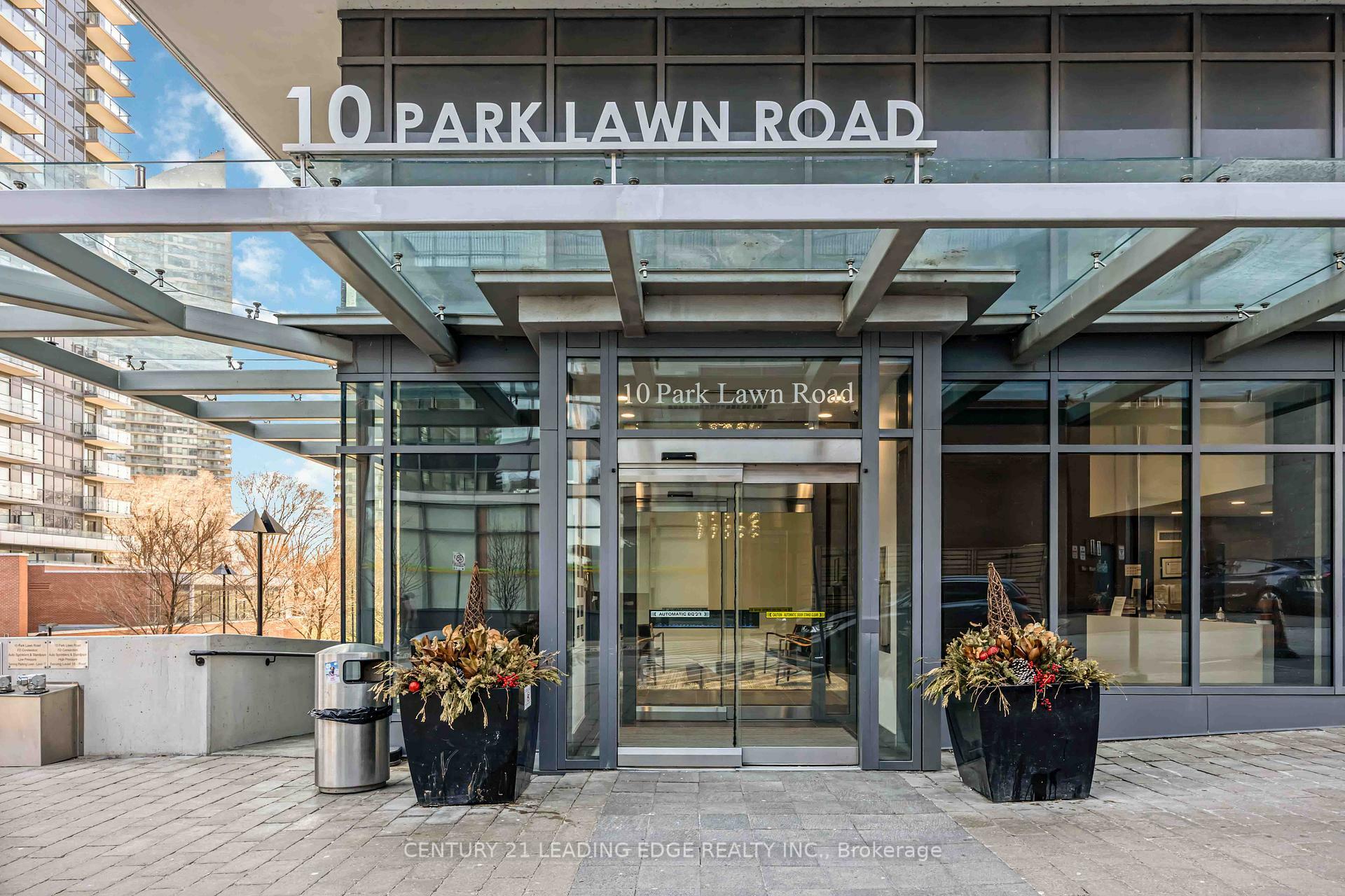 Property Photo: 10 Park Lawn Road 621 ON M8V 0H9