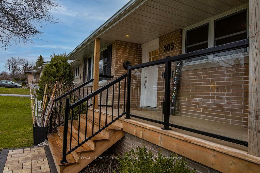 Property Photo: 205 Wellington Street E ON L4M 2C9