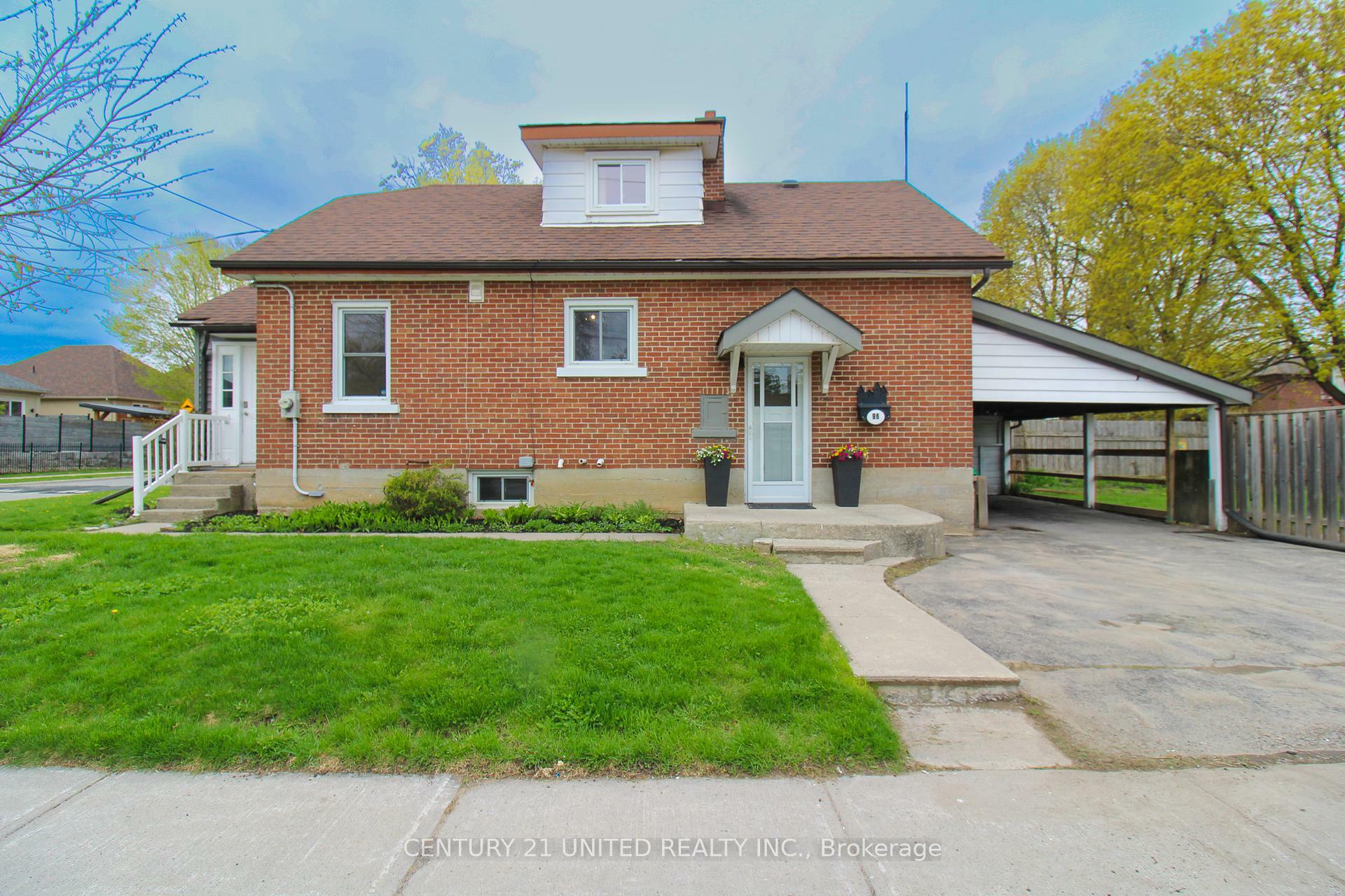 Property Photo: 96 Montgomery Street ON K9J 1W9